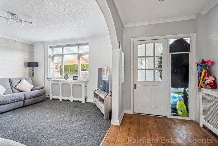 3 Bedroom Terraced House For Sale In Embleton Road, South Oxhey, WD19
