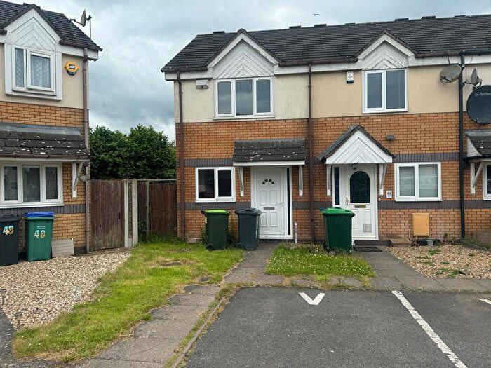 2 Bedroom Semi-Detached House To Rent In Waterways Drive, Oldbury, Birmingham, B69