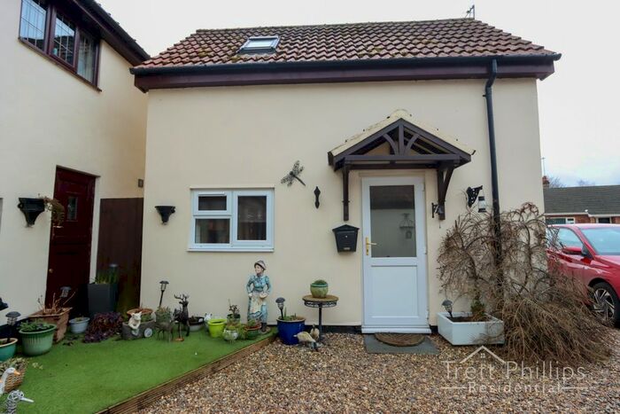 1 Bedroom Detached House To Rent In Low Street, Smallburgh, Norwich, Norfolk, NR12
