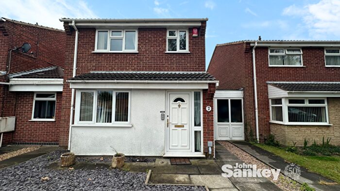 3 Bedroom Link Detached House For Sale In Wheatley Close, Forest Town, NG19