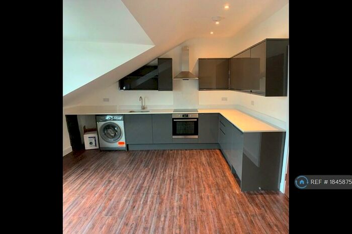 1 Bedroom Flat To Rent In Palmerston Road, London, N22