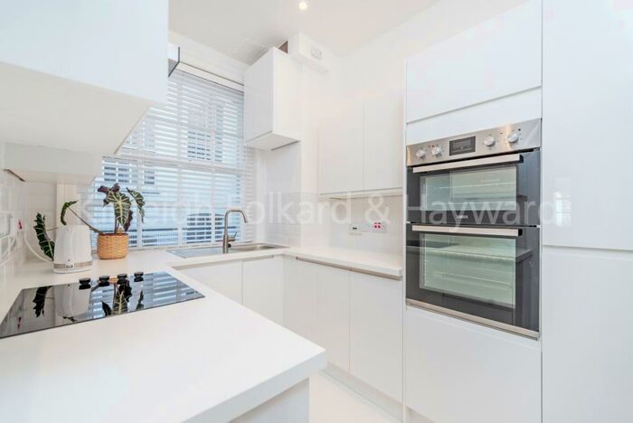 2 Bedroom Flat To Rent In Hanover Gate Mansions Marylebone, NW1
