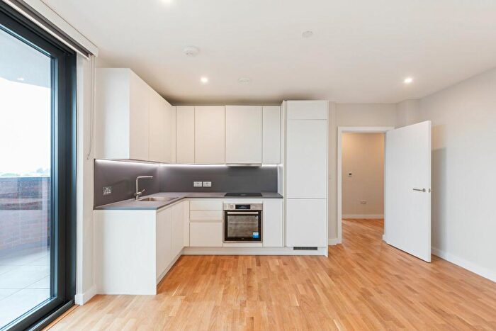 3 Bedroom Flat To Rent In Flat, Premier House Canning Road, HA3