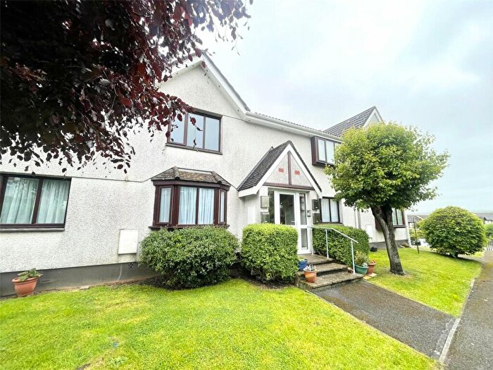 2 Bedroom Flat To Rent In Wadebridge, Cornwall, PL27