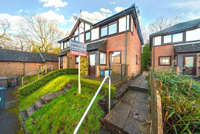 1 Bedroom Property For Sale In Buller Close, Crowborough, TN6