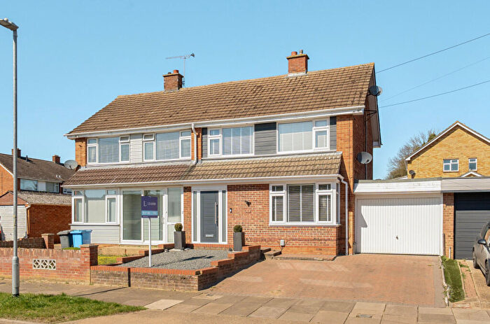 3 Bedroom Semi Detached House For Sale In Manchester Road, Ipswich, Suffolk, IP2