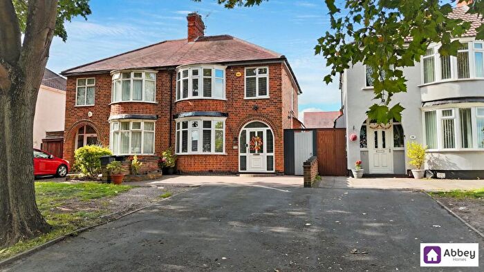 3 Bedroom Semi-Detached House For Sale In Abbey Lane, Leicester, LE4