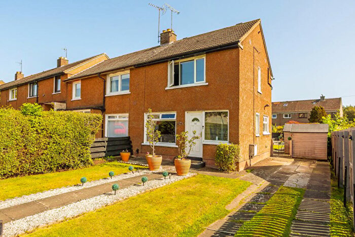 2 Bedroom End Of Terrace House For Sale In Wester Hailes Road, Sighthill, Edinburgh, EH11