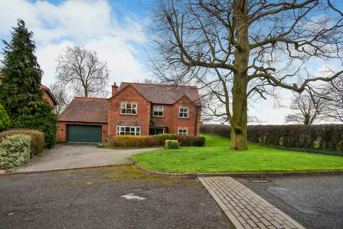 4 Bedroom Detached House For Sale In Vicarage Park, Appleby, DN15