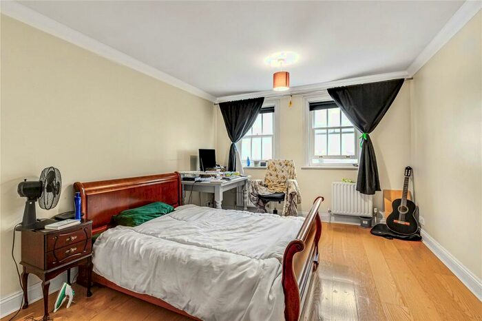 1 Bedroom Flat To Rent In Kennington Lane, London, SE11