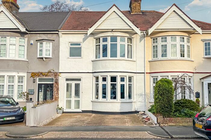 3 Bedroom Terraced House For Sale In Ennismore Gardens, Southend-on-Sea, SS2