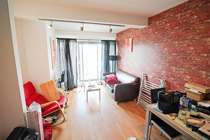 1 Bedroom Flat To Rent In Oldham Road, Northern Quarter, Manchester, M4