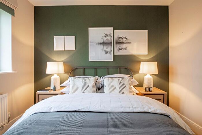 3 Bedroom Semi-Detached House For Sale In Faversham Lakes, Faversham, ME13