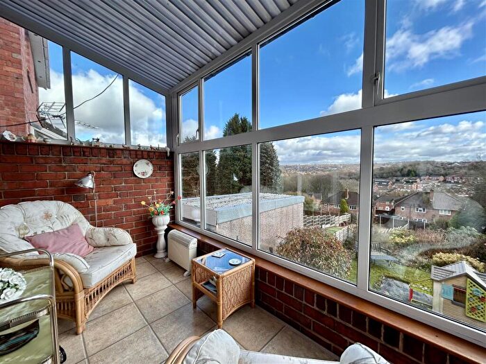3 Bedroom Detached House For Sale In Banners Lane, Halesowen, B63