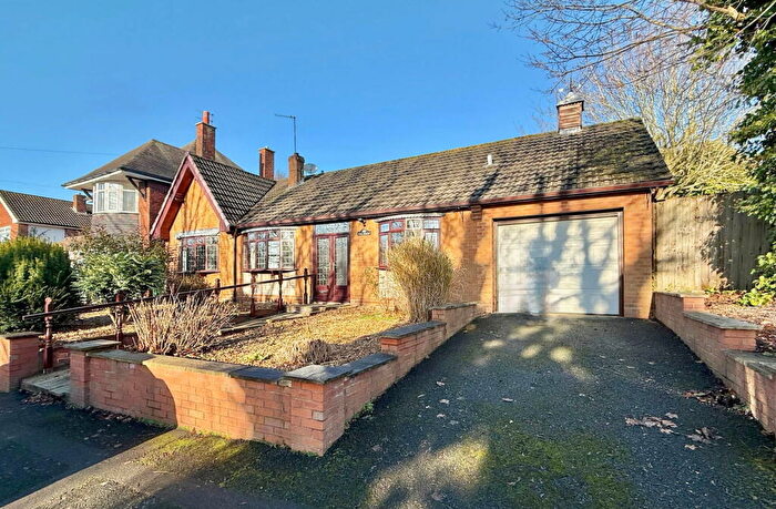 3 Bedroom Detached Bungalow For Sale In St James Street, Lower Gornal, DY3