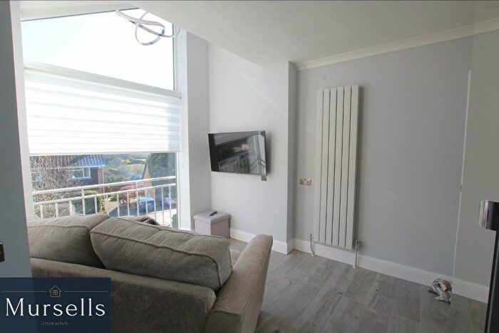 4 Bedroom Detached House For Sale In Middle Road, Lytchett Matravers, Poole, BH16