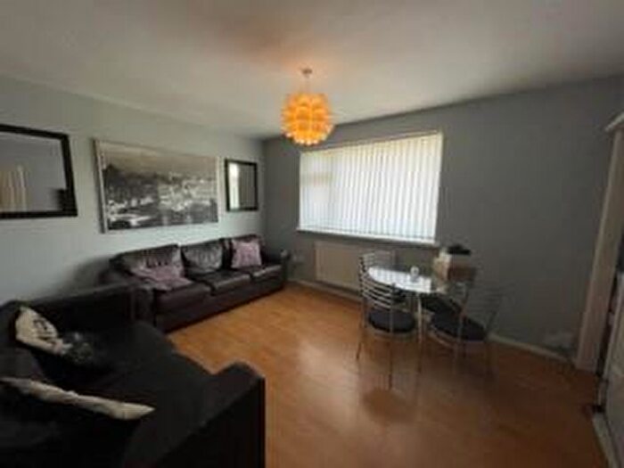 4 Bedroom Apartment To Rent In Coppice Way, Shieldfield, Newcastle, Tyne And Wear, NE2