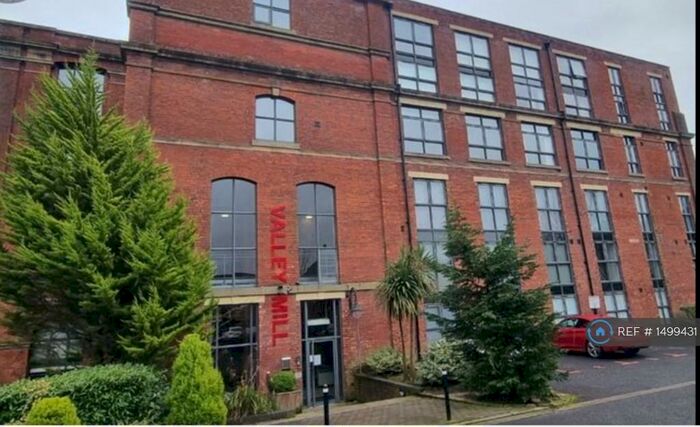 2 Bedroom Flat To Rent In Bolton, Bolton, BL7