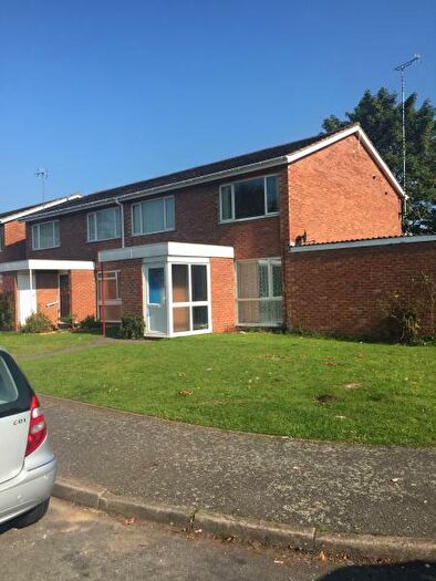 2 Bedroom Maisonette To Rent In Redwood Croft, Kings Heath, B14