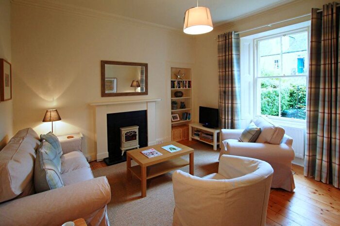 1 Bedroom Flat To Rent In Balmoral Place, Edinburgh, EH3