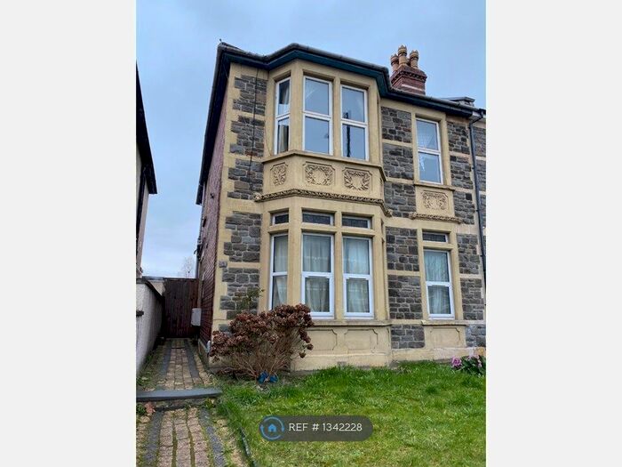 2 Bedroom Flat To Rent In Wells Road, Bristol, BS4