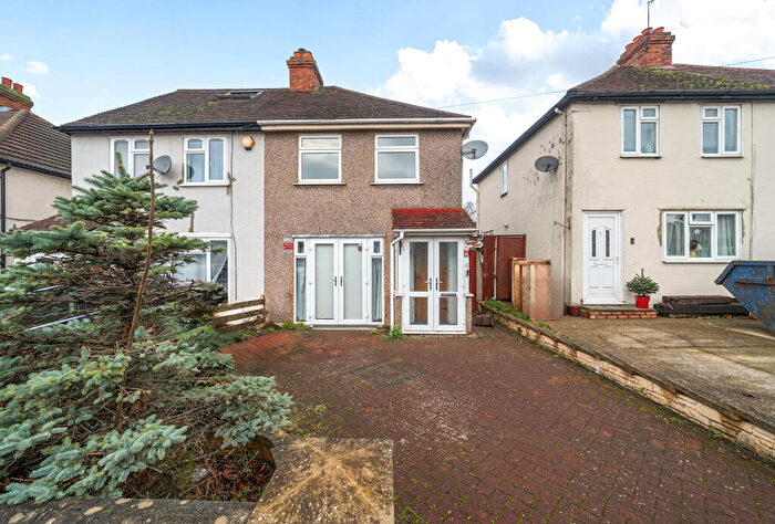 2 Bedroom Semi Detached House For Sale In Beeches Road, Sutton, SM3