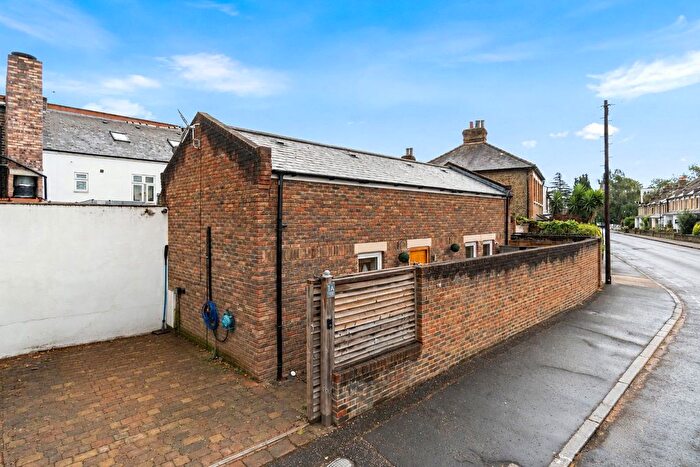 2 Bedroom Semi-Detached House For Sale In Avenue Road, Hampton, TW12