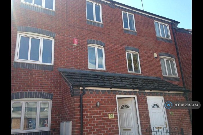 4 Bedroom Terraced House To Rent In Spon End, Coventry, CV1