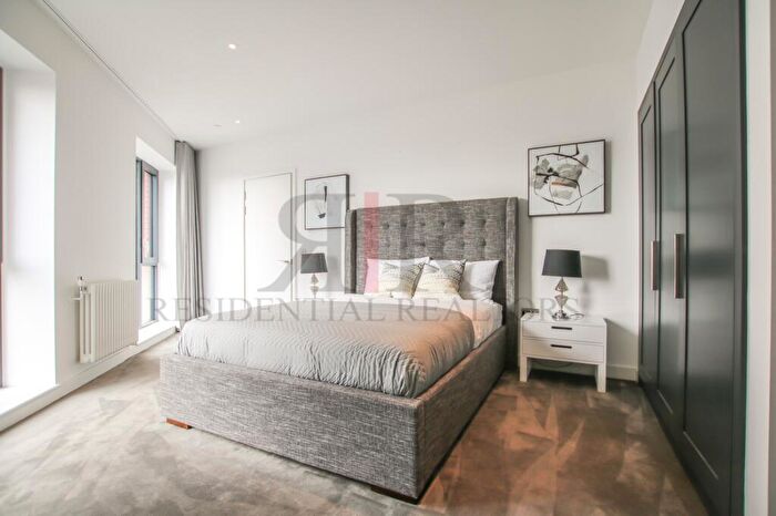 1 Bedroom Apartment To Rent In Clipper Street, E16