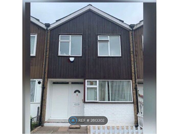 4 Bedroom Terraced House To Rent In Fleming Road, London, SE17