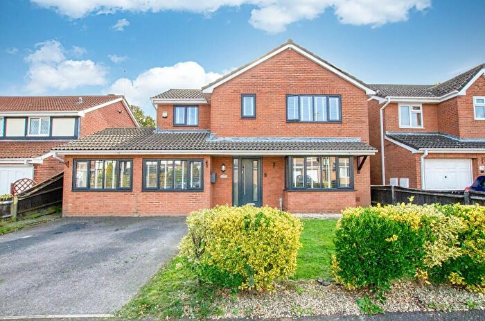 5 Bedroom Detached House For Sale In Missenden Acres, Hedge End, SO30