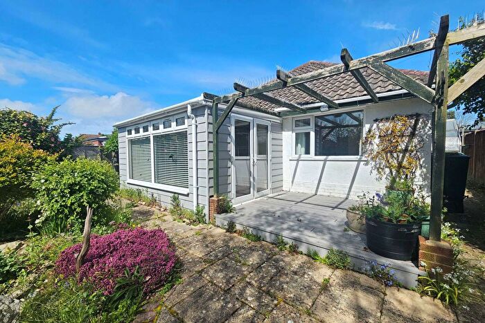 3 Bedroom Bungalow For Sale In Lancaster Close, Lee-On-The-Solent, PO13