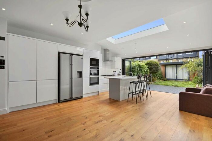 3 Bedroom Property To Rent In Nelson Road, Wimbledon, SW19