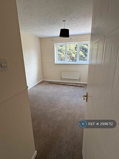 2 Bedroom Semi Detached House To Rent In Brindlefields Way, West Midlands, DY4