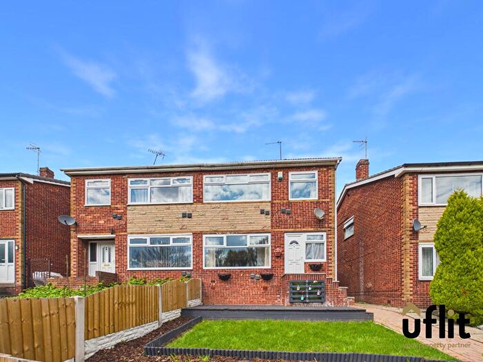 3 Bedroom Semi-Detached House For Sale In Howarth Road, Brinsworth, Rotherham, S60