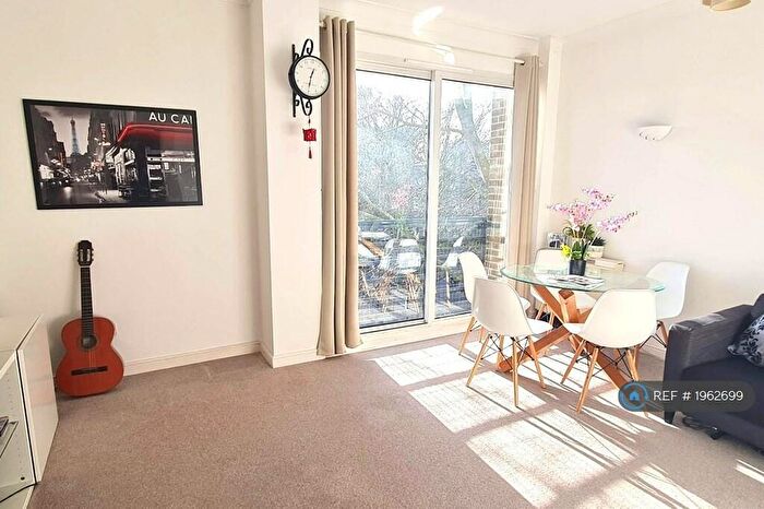 2 Bedroom Flat To Rent In Lock Keepers Heights, London, SE16