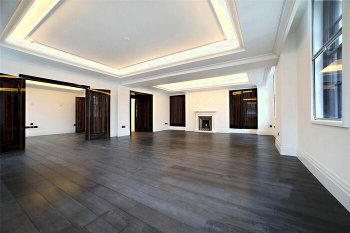 3 Bedroom Flat To Rent In Whitehall Place, London, SW1A