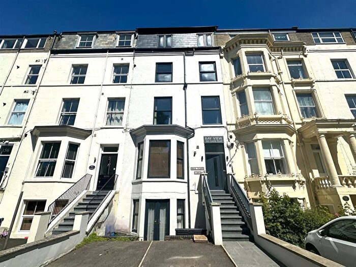 8 Bedroom Property For Sale In Castle Road, Scarborough, YO11