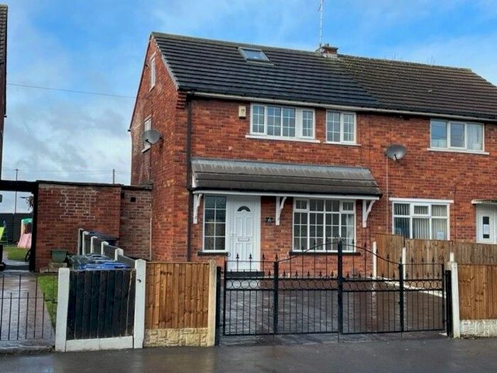 2 Bedroom Semi-Detached House To Rent In Dryden Road, Balby, Doncaster, South Yorkshire, DN4