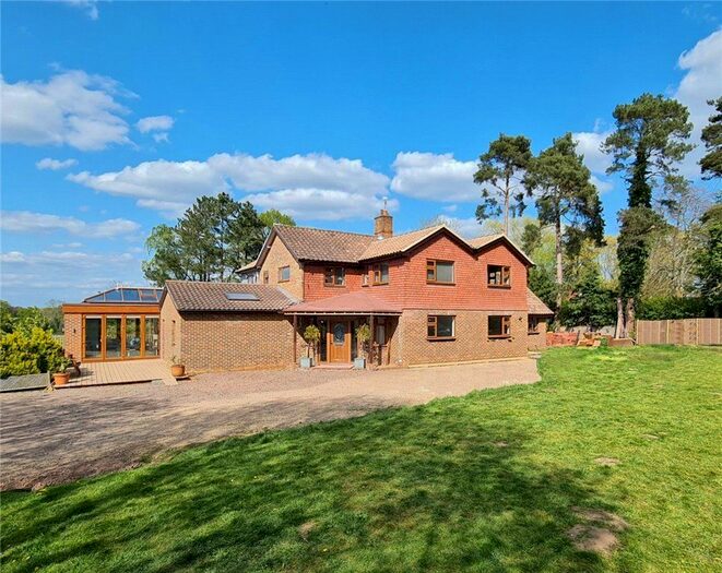 5 Bedroom Detached House For Sale In Churt Road, Churt, Farnham, GU10