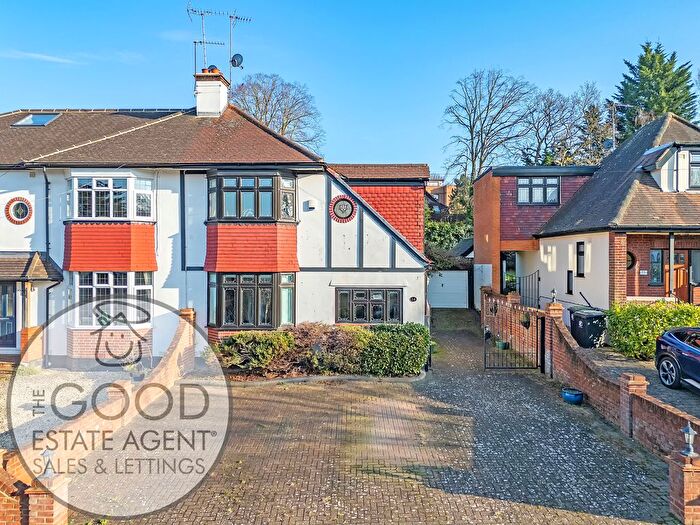 3 Bedroom Semi-Detached House For Sale In Fairlands Avenue, Buckhurst Hill, IG9