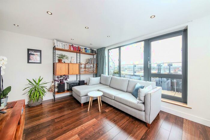 1 Bedroom Apartment To Rent In Carlton Grove, London, SE15