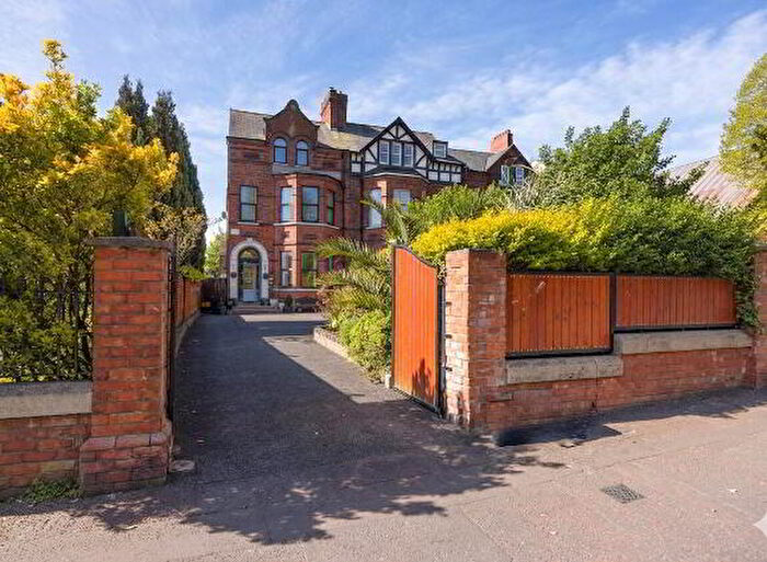 10 Bedroom Semi-Detached House For Sale In Cliftonville Road, Belfast, BT14