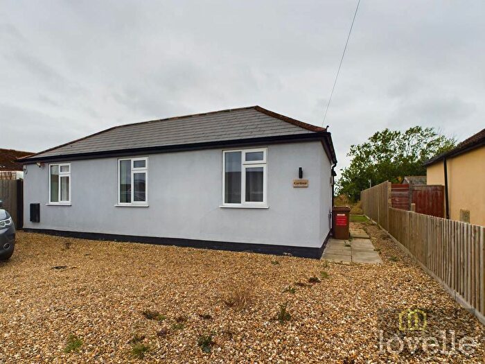 3 Bedroom Bungalow For Sale In Golf Road, Mablethorpe, LN12
