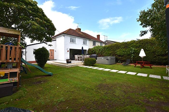 4 Bedroom Semi-Detached House For Sale In Broadcroft Avenue, Claverham, BS49