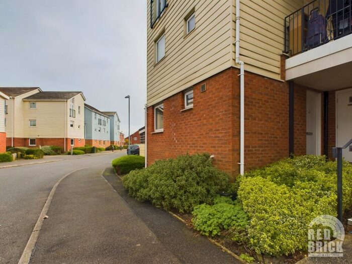 1 Bedroom Flat To Rent In Follager Road, Rugby, CV21