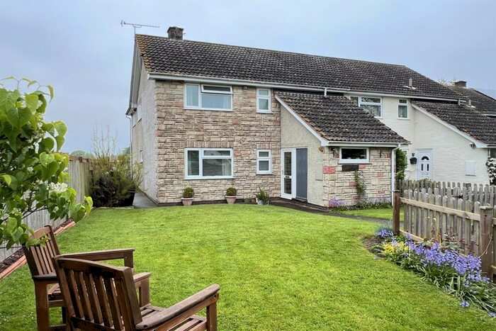 4 Bedroom Semi-Detached House For Sale In Ploughfields, Preston-On-Wye, Hereford, HR2