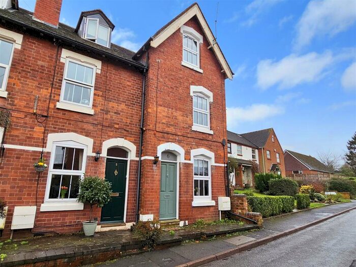 3 Bedroom End Of Terrace House For Sale In Inn Lane, Hartlebury, Kidderminster, DY11