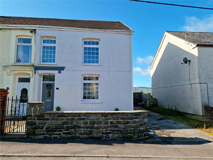 3 Bedroom Semi-Detached House For Sale In Heol Eglwys, Coelbren, Neath, Powys, SA10