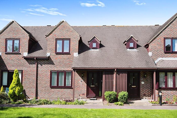 2 Bedroom Retirement Property For Sale In Courville Close (Alverston Grange), Alveston, BS35